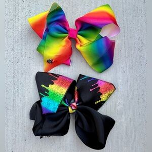 JoJo Siwa Signature Large Hair Bows LOT OF 2 – Rainbows & Paint Splatter